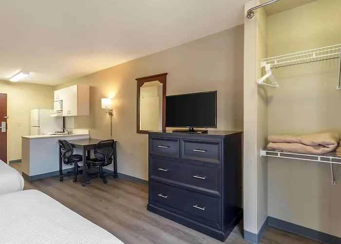 Extended America - Chicago - Woodfield Mall Hotel Schaumburg