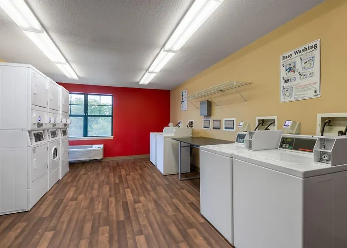 Hotel Extended America - Chicago - Woodfield Mall 2*